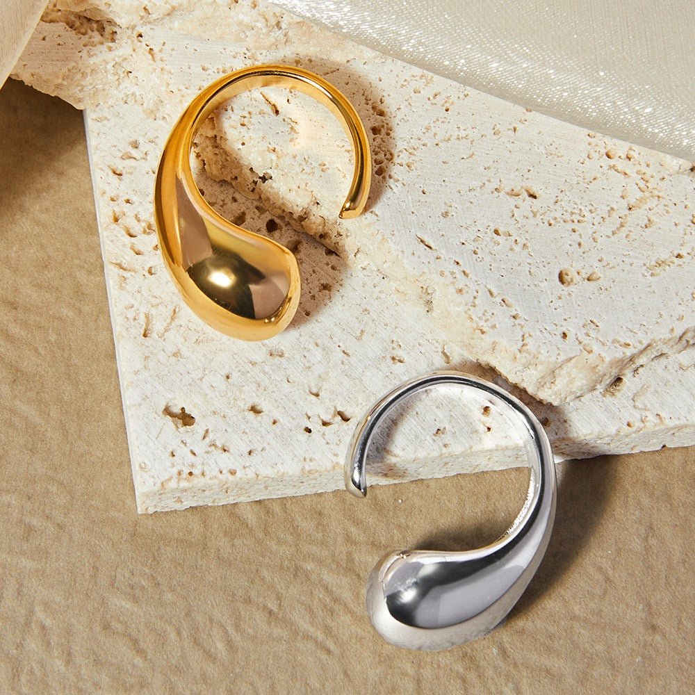 18K Gold Teardrop Ring - NB Accessories