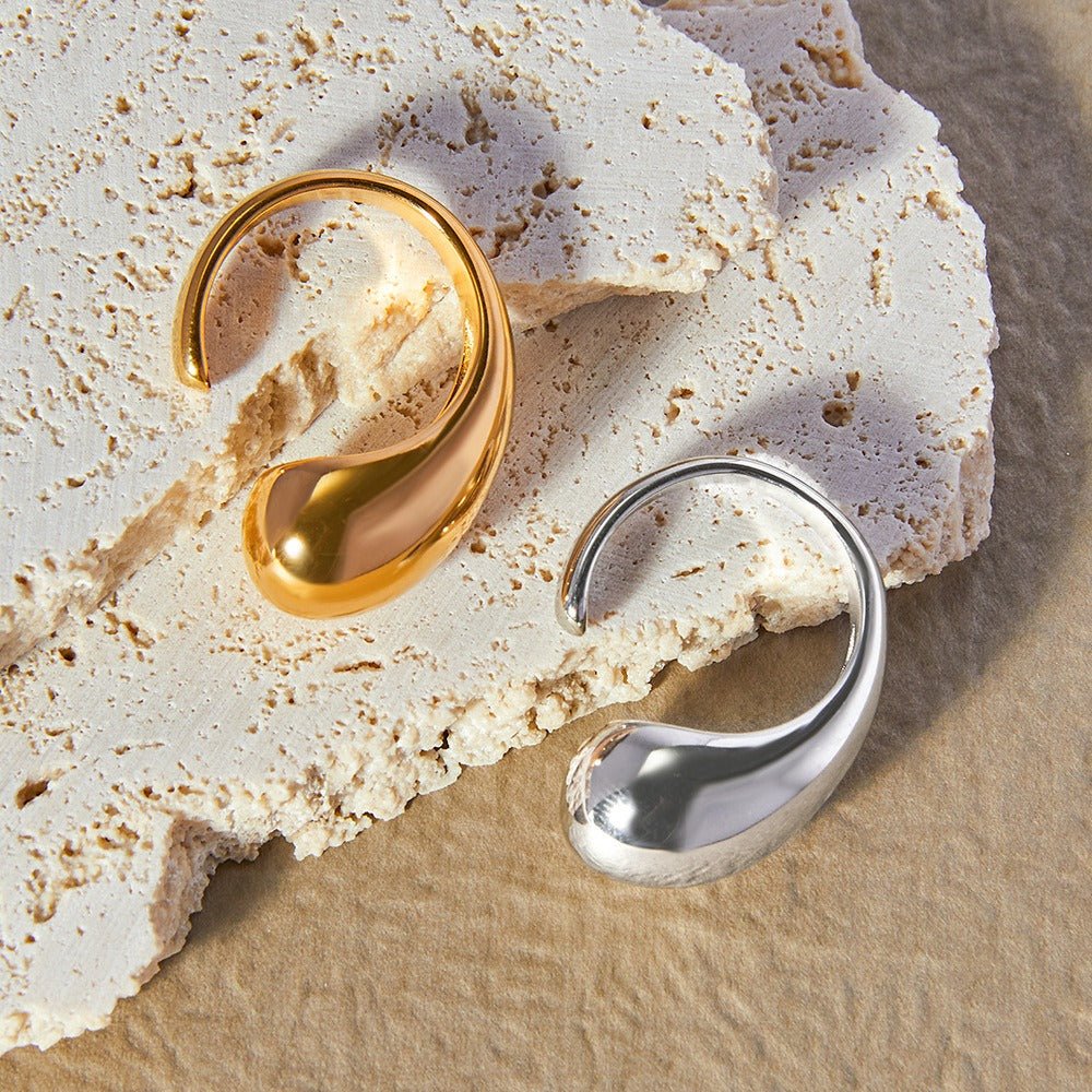 18K Gold Teardrop Ring - NB Accessories